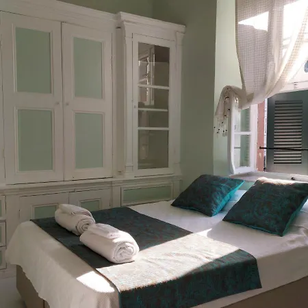 Eolos House Cunda 3* Ayvalı