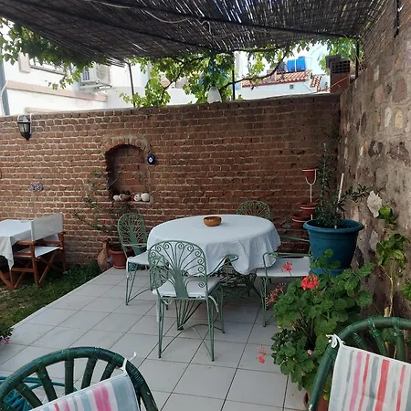 Oda ve Kahvaltı Eolos House Cunda Ayvalı