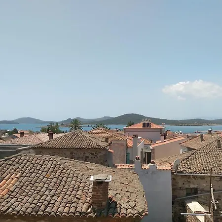 Eolos House Cunda Oda ve Kahvaltı Ayvalı